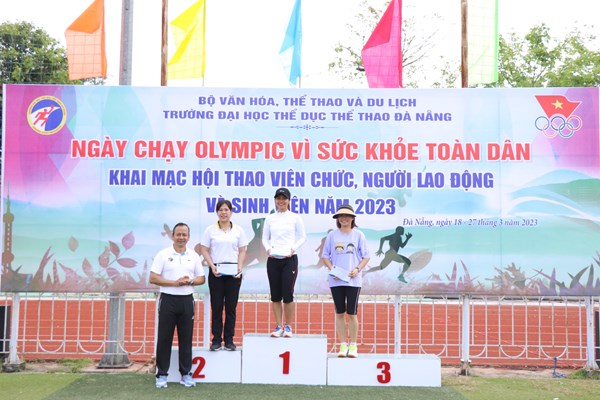 Đà Nẵng: Sôi nổi “Ngày chạy Olympic vì sức khỏe toàn dân” - Anh 5