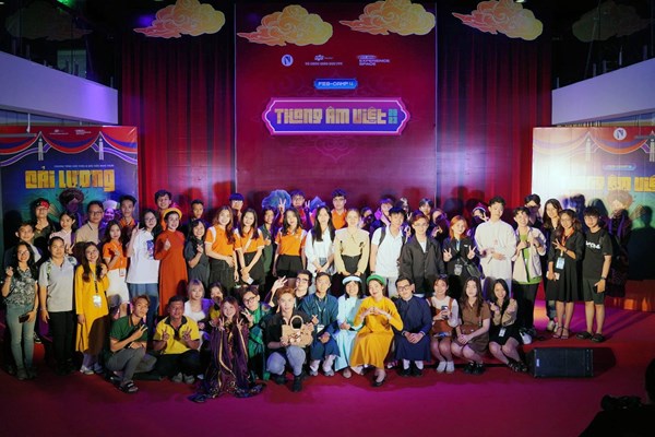 Thang âm Việt  đến với sinh viên - Anh 1