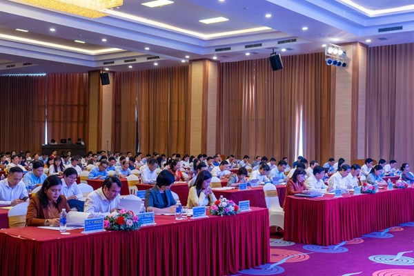 Giáo dục Tây Nguyên phải thực thi nhiệm vụ nặng nề hơn so với các vùng khác - Anh 1