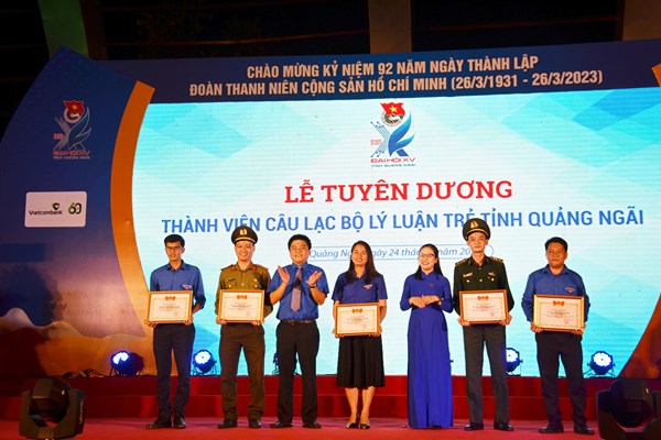 Tỉnh đoàn Quảng Ngãi tuyên dương 40 gương cán bộ Đoàn tiêu biểu - Anh 4