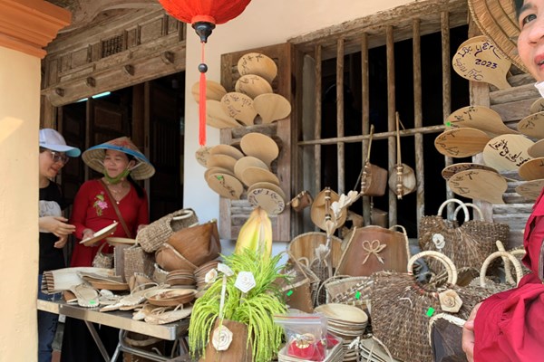 Rộn ràng khai hội làng cổ ở xứ Tiên - Anh 5