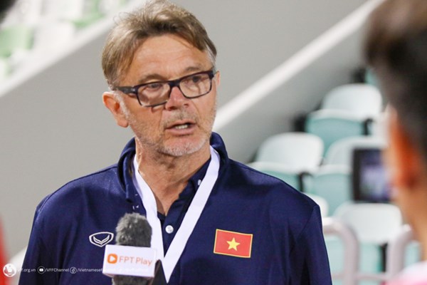 HLV Troussier: Kết quả không nằm ở bảng tỷ số mà là ý tưởng, thái độ chơi bóng - Anh 1