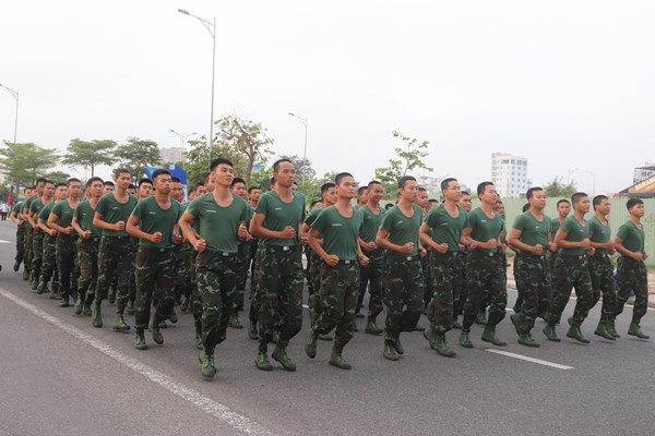 Đà Nẵng: Hơn 3.000 người hưởng ứng ngày chạy Olympic Vì sức khỏe toàn dân - Anh 2