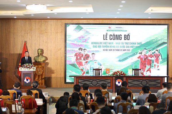 Công bố nhà tài trợ các đội tuyển bóng đá quốc gia Việt Nam - Anh 2