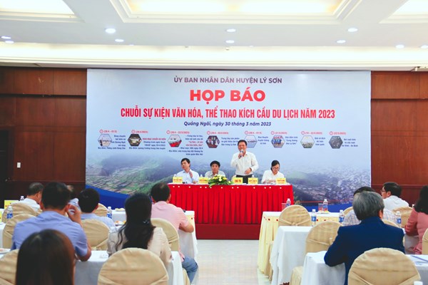 Lý Sơn tổ chức chuỗi sự kiện văn hoá, thể thao đặc sắc để hút du khách - Anh 1