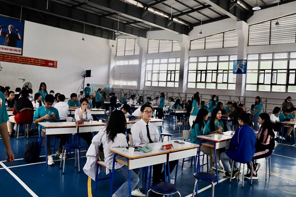 Cùng sĩ tử “gỡ rối” trước kỳ thi vào lớp 10 chuyên - Anh 5