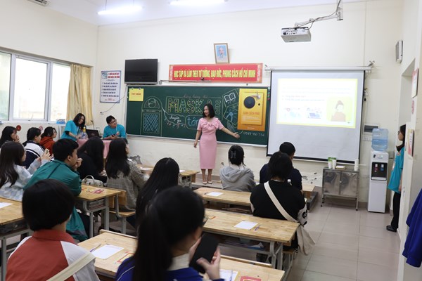 Cùng sĩ tử “gỡ rối” trước kỳ thi vào lớp 10 chuyên - Anh 4