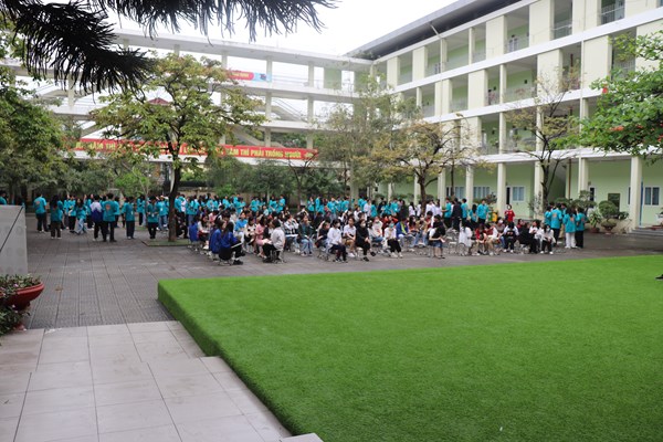 Cùng sĩ tử “gỡ rối” trước kỳ thi vào lớp 10 chuyên - Anh 1