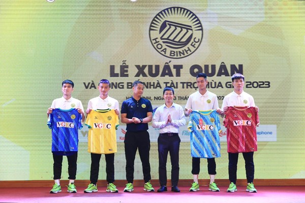 CLB Hòa Bình xuất quân mùa giải 2023 - Anh 3