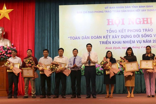 Phong trào “Toàn dân đoàn kết xây dựng đời sống văn hóa” ở Bình Định đạt được nhiều kết quả nổi bật - Anh 2