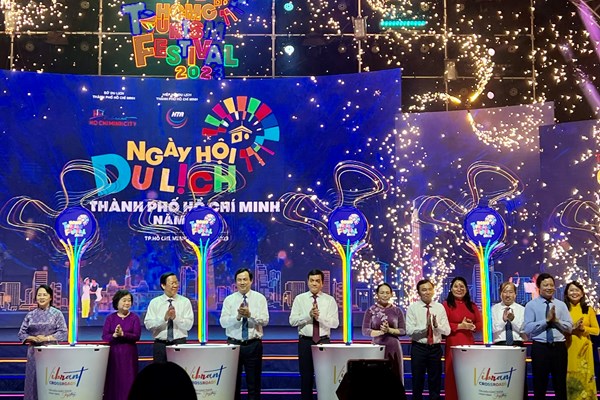 Khai mạc Ngày hội Du lịch TP.HCM lần thứ 19 - Anh 1