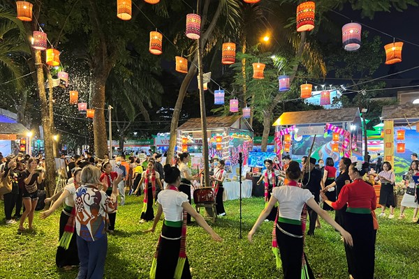 Khai mạc Ngày hội Du lịch TP.HCM lần thứ 19 - Anh 5