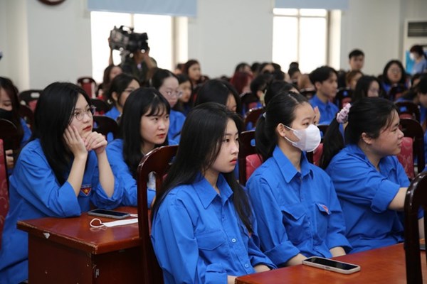 Cuộc thi viết “Trang sách thay đổi đời tôi” - Anh 1
