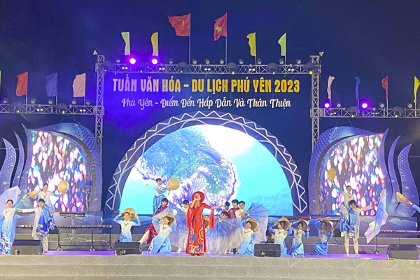 Bế mạc Tuần Văn hóa - Du lịch Phú Yên - Anh 1