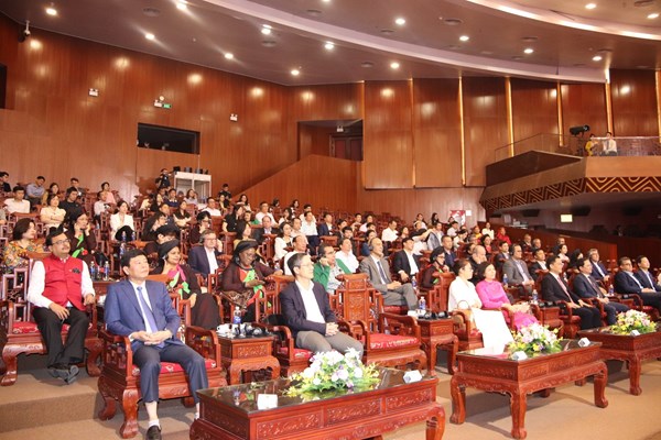 Đại sứ ngoại giao khám phá vẻ đẹp Bắc Ninh - Kinh Bắc - Anh 7