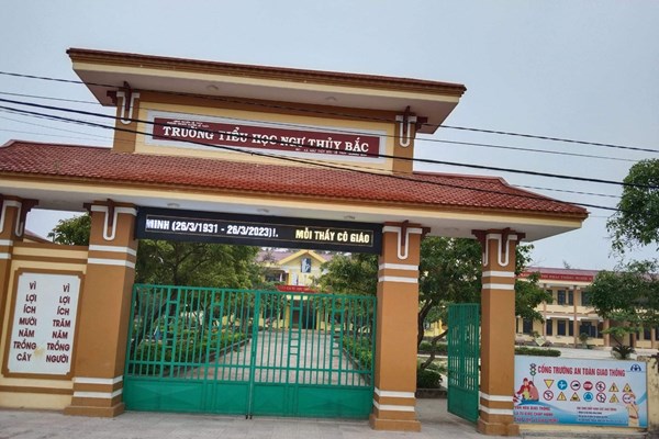 Quảng Bình: Xác minh thông tin hiệu trưởng đánh hiệu phó nhập viện - Anh 1