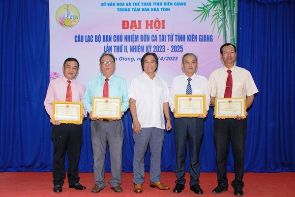 Kiên Giang đại hội lần thứ II CLB Ban Chủ nhiệm Đờn ca tài tử - Anh 2
