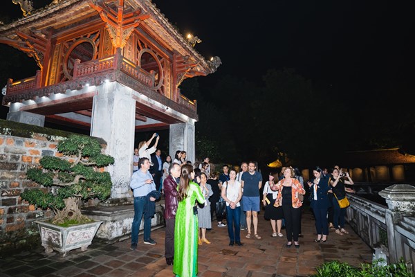 Đoàn đại biểu Việt - Pháp tham quan các di sản tại Hà Nội và Ninh Bình - Anh 3