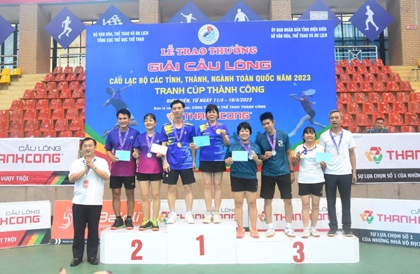 Bế mạc Giải cầu lông CLB các tỉnh, thành, ngành toàn quốc 2023 - Anh 1