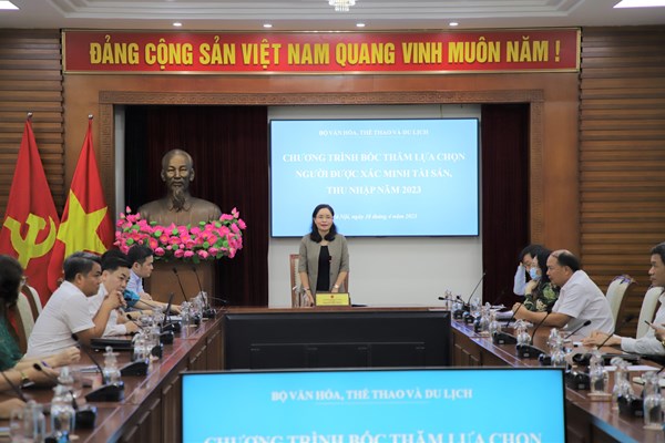 Bộ VHTTDL tổ chức bốc thăm người được xác minh tài sản, thu nhập năm 2023 - Anh 1