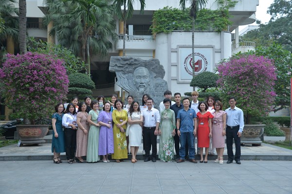 Nhân lên tình yêu với văn hoá đọc - Anh 1