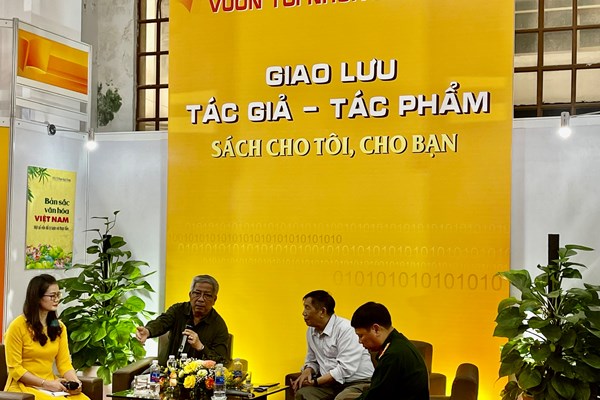 Giao lưu với tác giả cuốn sách 