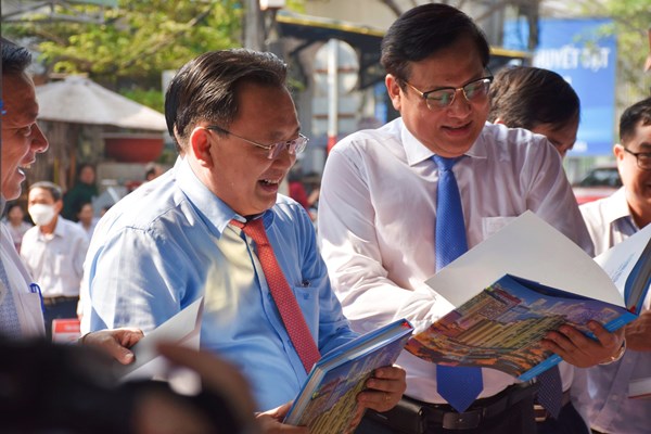 Khai mạc Hội Sách tỉnh Khánh Hòa năm 2023 - Anh 1