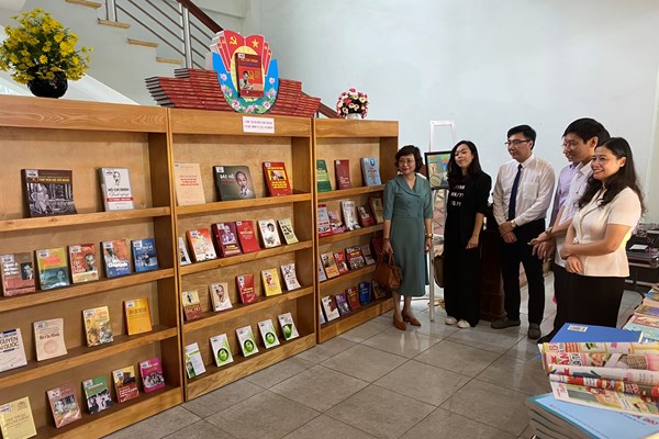 Tỉnh Hải Dương khai mạc Ngày Sách và Văn hóa đọc năm 2023 - Anh 3