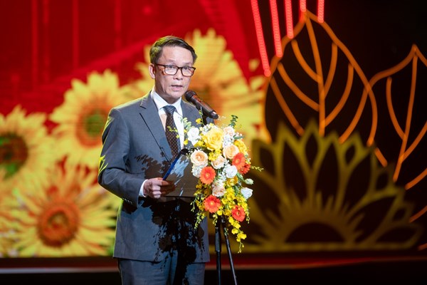 Chương trình giao lưu nghệ thuật Ngày vui thống nhất - Anh 2