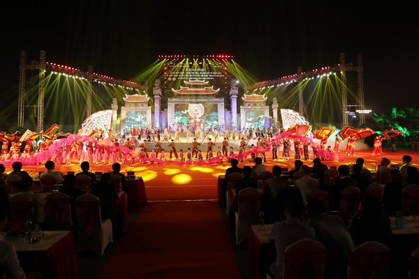 Lễ hội đền Hùng, Tuần Văn hóa - Du lịch đất Tổ năm 2023: “Ngày hội về nguồn” của dân tộc - Anh 1