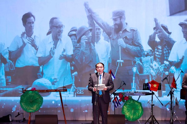 Chuyến thăm chính thức Cuba của Chủ tịch Quốc hội Vương Đình Huệ: Điểm nhấn văn hóa - Anh 4