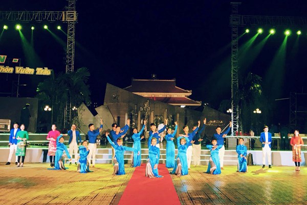 Phát huy giá trị văn hóa “18 thôn Vườn Trầu” - Anh 2