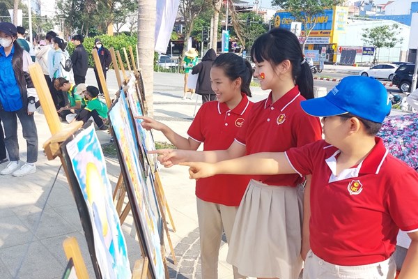 Đà Nẵng: Ngày hội bảo vệ môi trường biển - Anh 1
