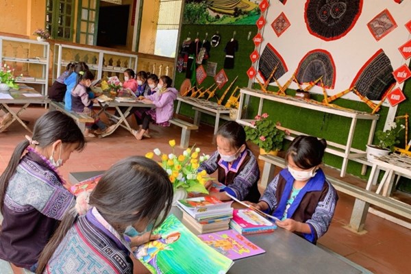 Xây dựng mô hình thư viện cơ sở miền núi, biên giới vùng trung du và miền núi phía Bắc - Anh 2