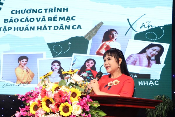 Ca sĩ – giảng viên thanh nhạc cùng học hát dân ca - Anh 1