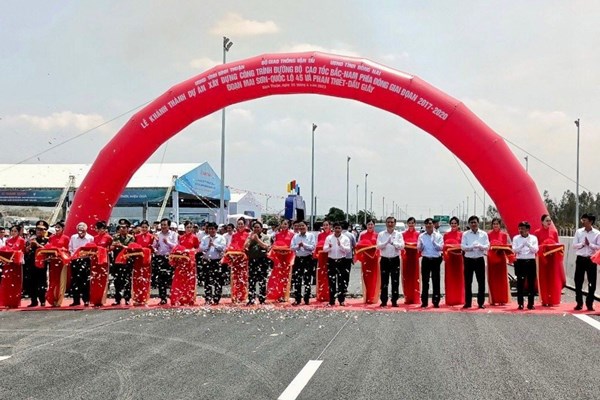 Khánh thành cao tốc Phan Thiết - Dầu Giây - Anh 1
