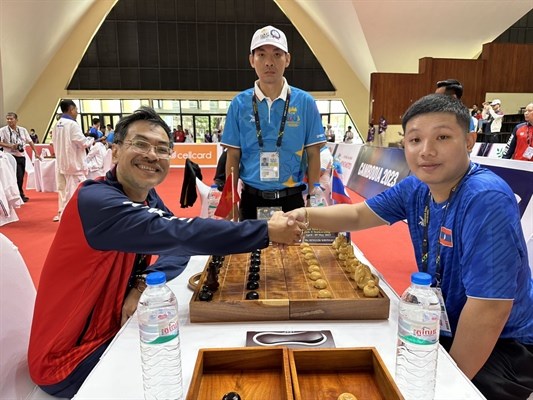 Đội tuyển cờ Ouk Chaktrang Việt Nam thi đấu ấn tượng tại SEA Games 32 - Anh 2