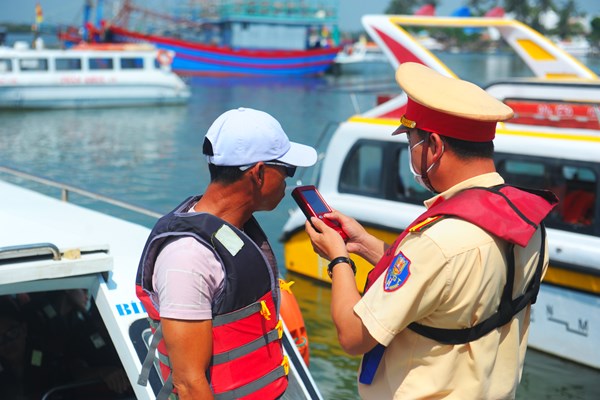 Các điểm đến ở Quảng Nam thu hút khách dịp lễ - Anh 6