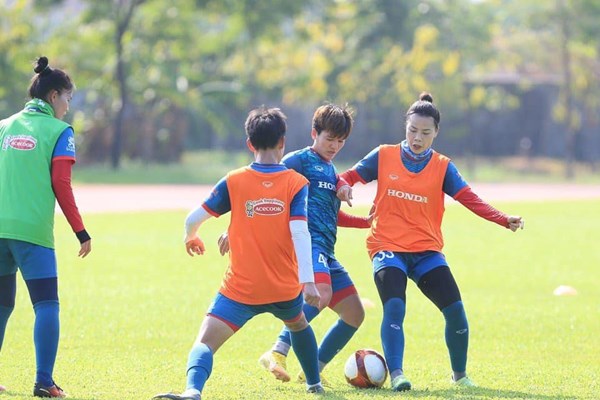 Tuyển nữ Việt Nam chốt danh sách dự SEA Games 32 - Anh 2
