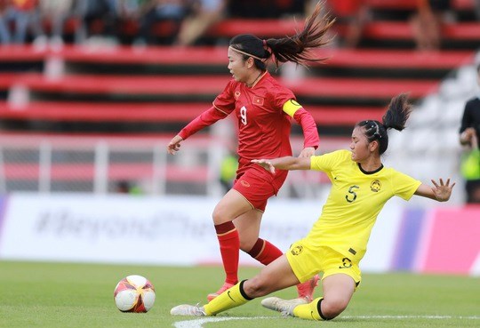 SEA Games 32: Tuyển nữ Việt Nam thắng nhẹ nhàng Malaysia - Anh 4