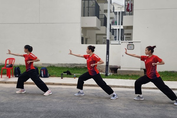 Buổi sáng tại Làng VĐV SEA Games 32 - Anh 5