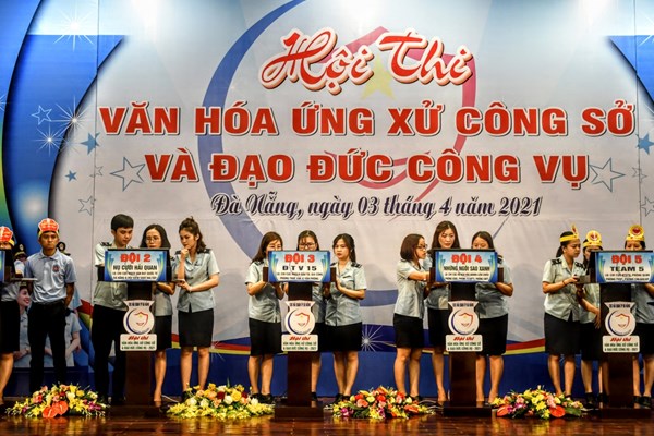 Đừng để việc chia sẻ đi quá xa... - Anh 1