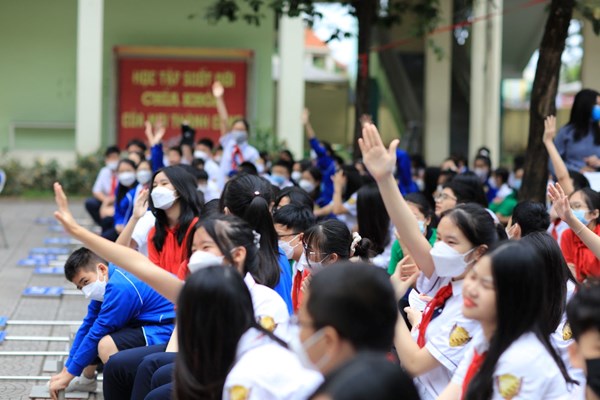 Những ngành “khát” nhân lực - Anh 1