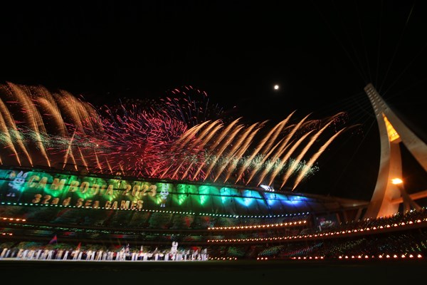 Lễ khai mạc SEA Games 32: “Thể thao - Sống trong hòa bình
