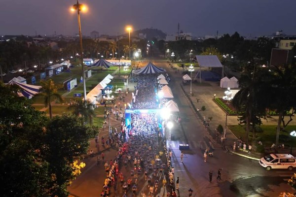 Sôi nổi giải Marathon Quảng Ngãi - Cup BSR 2023 - Anh 2