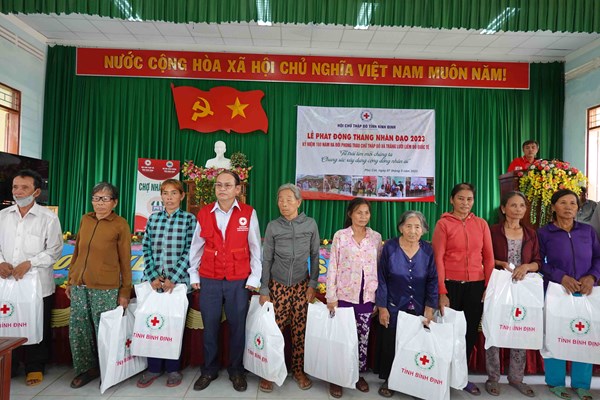 Bình Định: Phát động hưởng ứng Tháng Nhân đạo năm 2023 - Anh 2