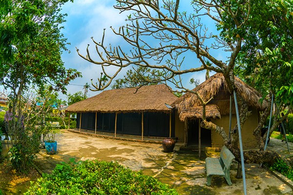 “Dương Nỗ - Hành trình tháng Năm” - Anh 1