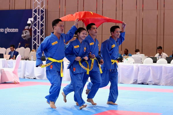 SEA Games 32 ngày 9.5: Vovinam “mở hàng” HCV, nhiều nội dung điền kinh và bơi vào chung kết - Anh 1