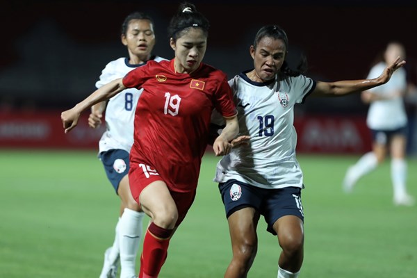HLV Mai Đức Chung: Chúng tôi phải tập trung hoàn toàn vào trận chung kết - Anh 2