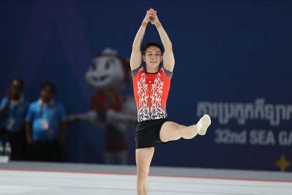 Aerobic Việt Nam lập “hat-trick vàng” trong ngày ra quân SEA Games 32 - Anh 1